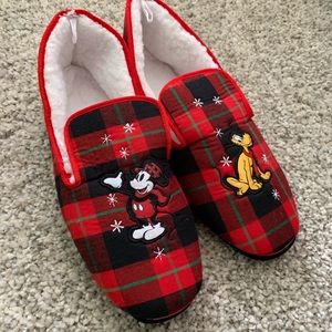 NWOT Disney Mickey and Pluto Christmas slippers